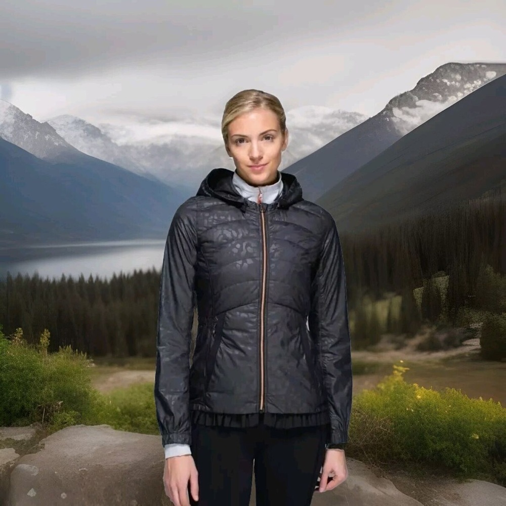 Lululemon Spring Fling Puffy Goose Down Windbreaker